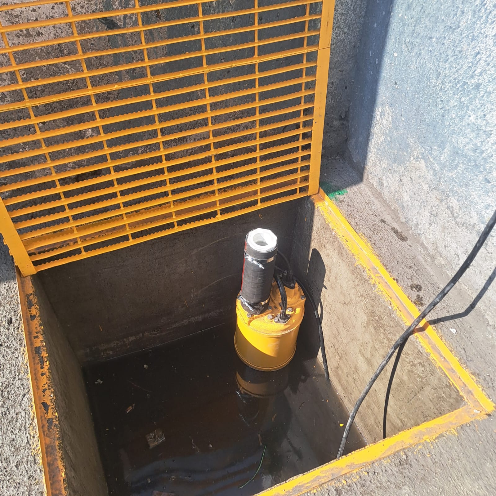 Instalación de bomba industrial